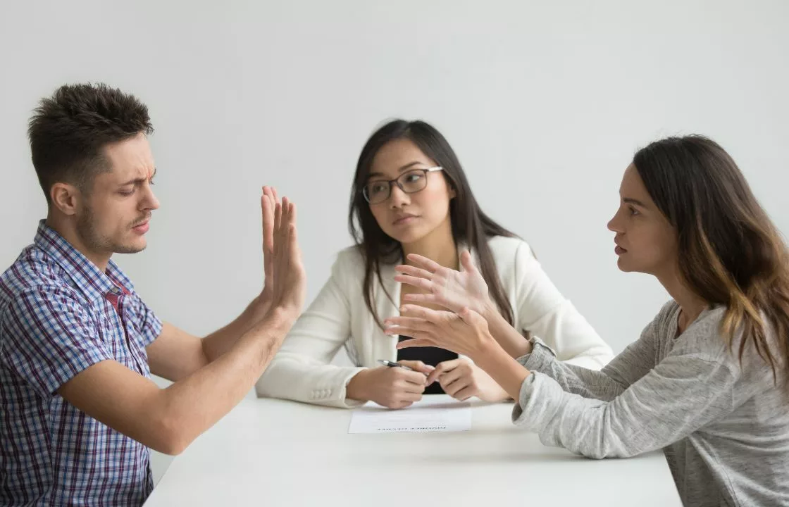 Image of couple arguing in family mediation St Austell